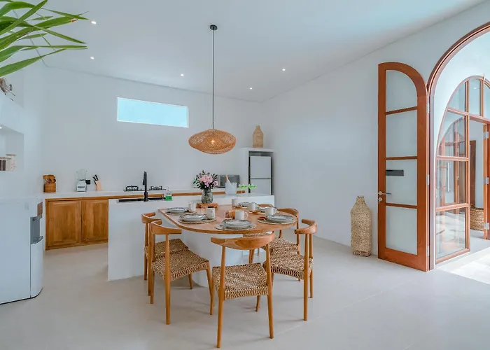 Villa Kalliste - Mediterranean & Modern 3br - Canggu